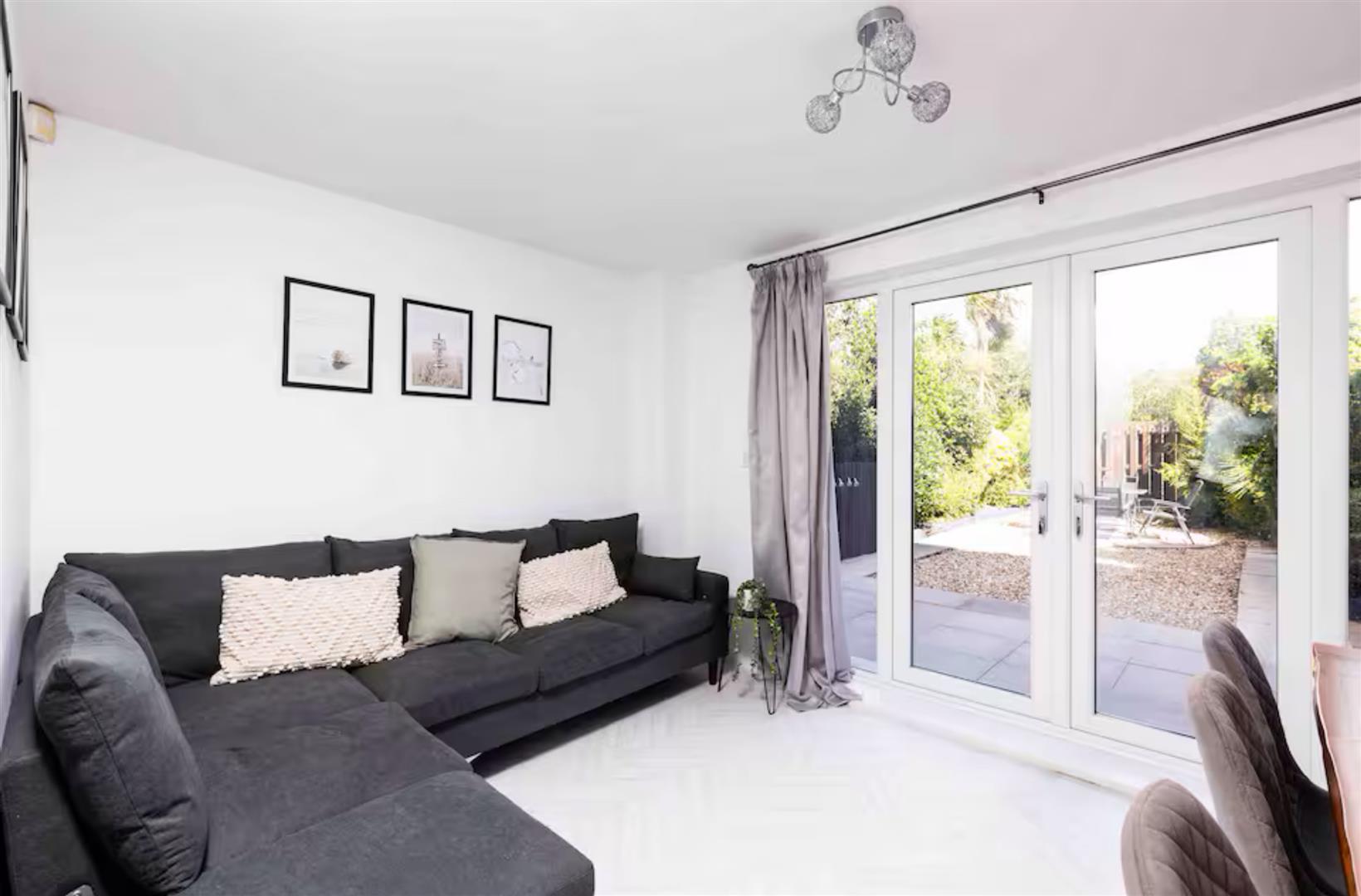 Pentre Doc Y Gogledd, Llanelli, SA15 2JW